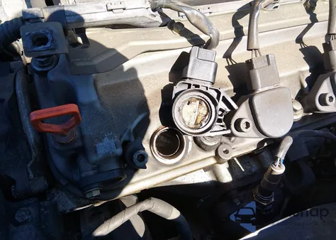 2005 Honda Accord 3.0 Lx из США, поврежденный, VIN 1HGCM66365A022268